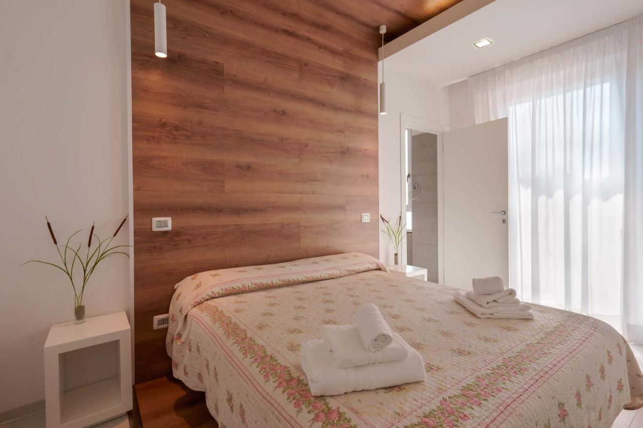 קליארי Petrarca Venti Rooms - Eja Sardinia מראה חיצוני תמונה