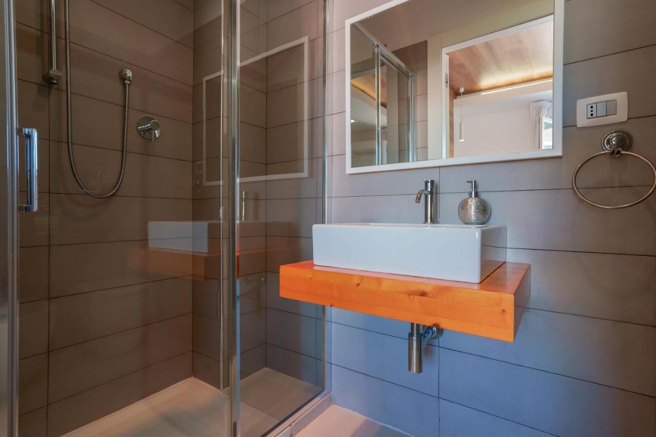 קליארי Petrarca Venti Rooms - Eja Sardinia מראה חיצוני תמונה