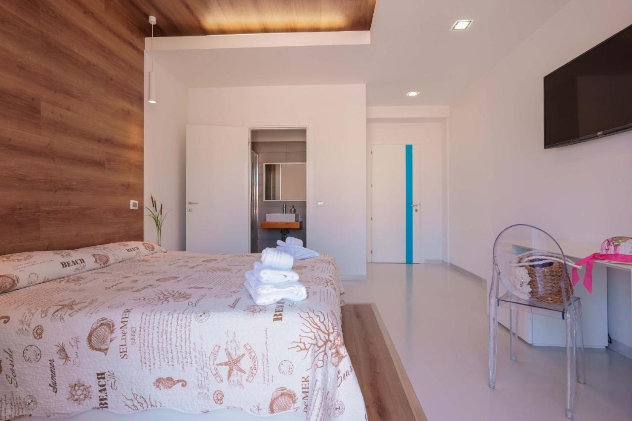 קליארי Petrarca Venti Rooms - Eja Sardinia מראה חיצוני תמונה