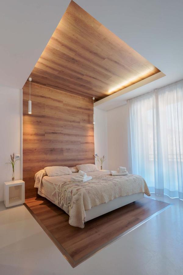 קליארי Petrarca Venti Rooms - Eja Sardinia מראה חיצוני תמונה