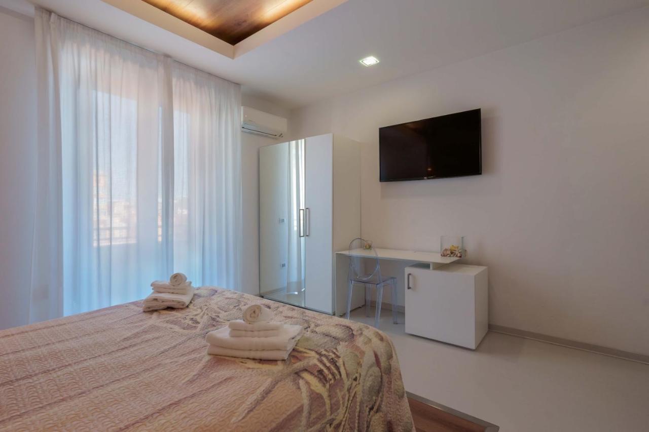 קליארי Petrarca Venti Rooms - Eja Sardinia מראה חיצוני תמונה
