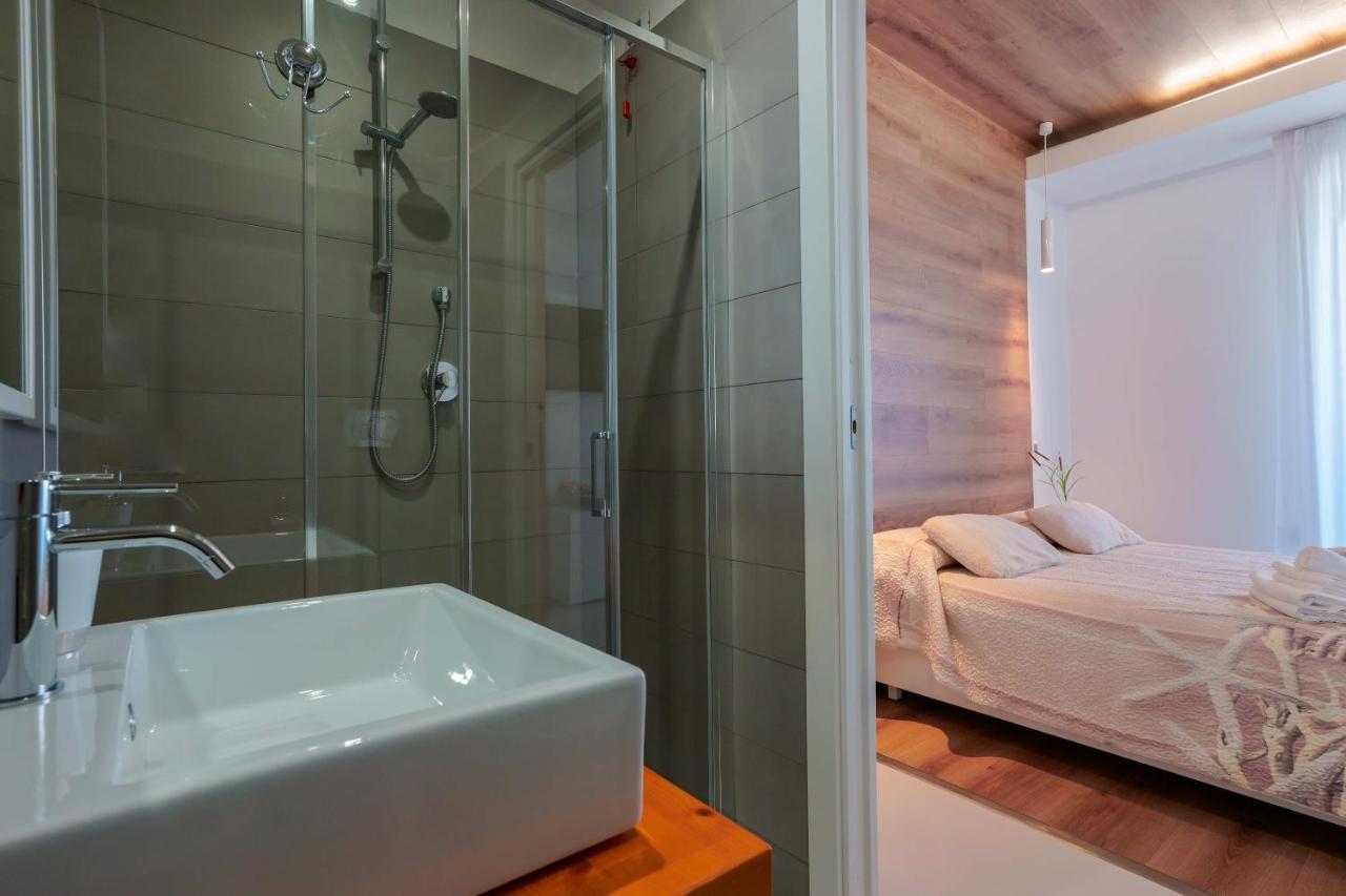 קליארי Petrarca Venti Rooms - Eja Sardinia מראה חיצוני תמונה